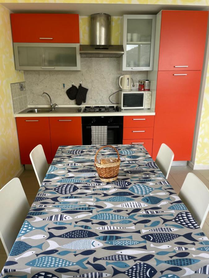 Ferienwohnung Ocean View Flat With Wi-Fi, Ac And Elevator To Town Levanto Exterior foto